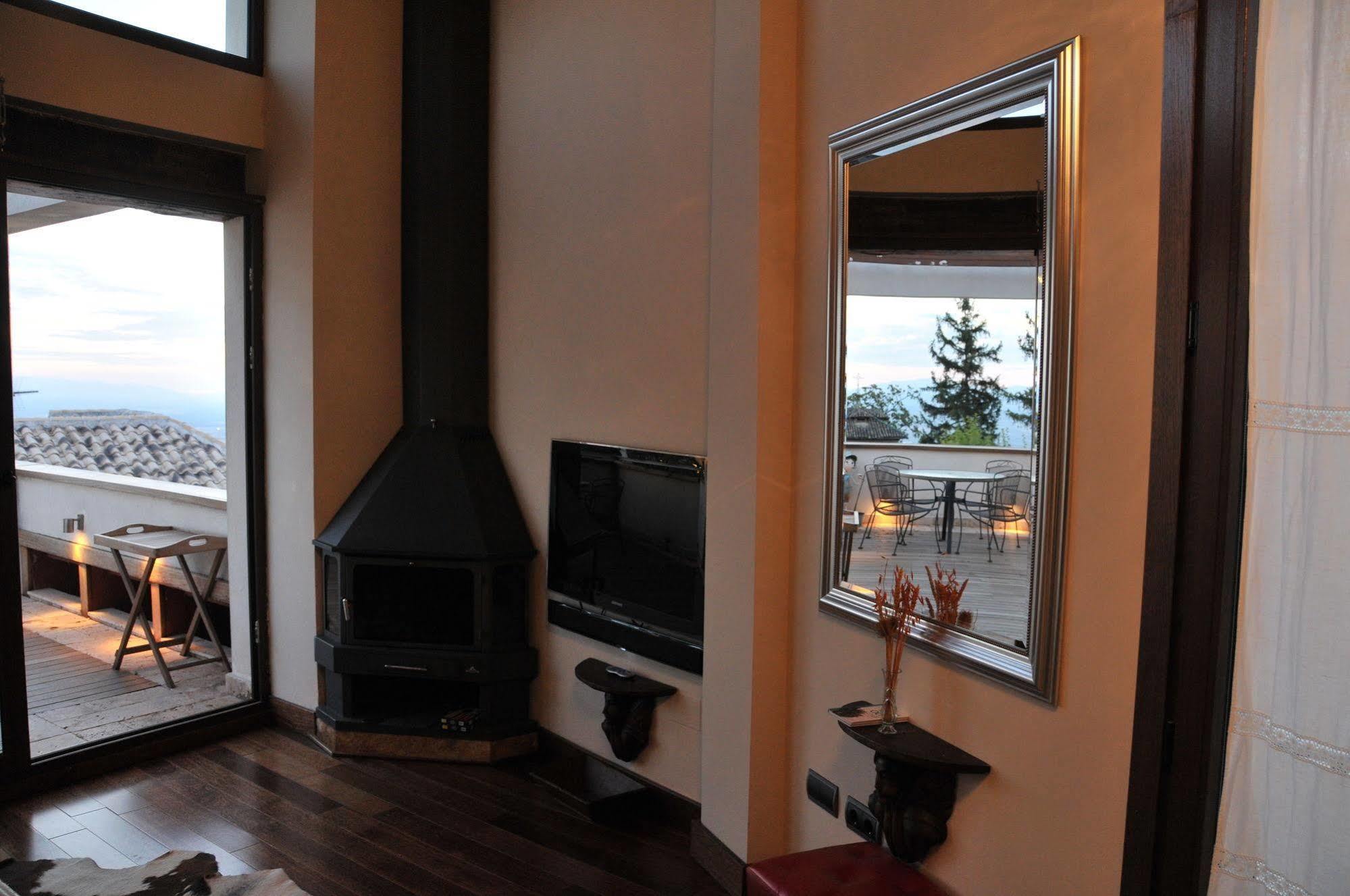 Apartamentos Turisticos Aguas De Viznar ภายนอก รูปภาพ